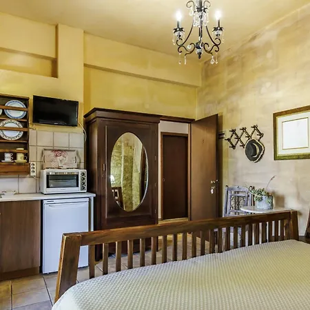 Yianna Sunny Apartman *