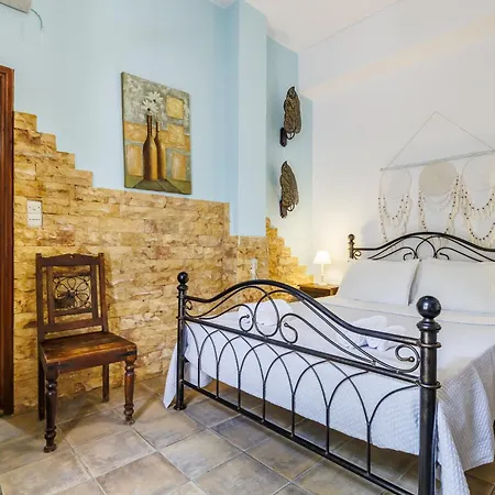 Yianna Sunny Apartman Szkópelosz