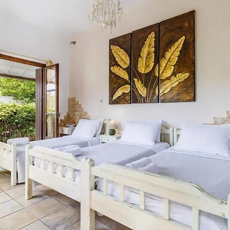 Yianna Sunny Apartman *