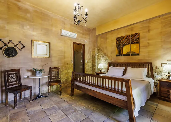 Yianna Sunny Studios Apartment